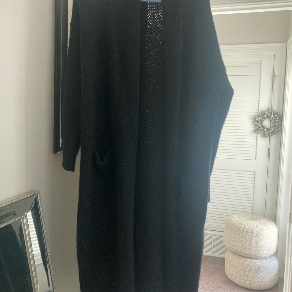 Old Navy Black Open Cardigan, Heavy, Long, 2 roomy pockets